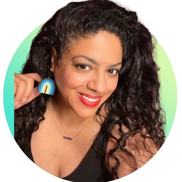 UShaped Earrings Rainbow Design - Picture 2 of 2